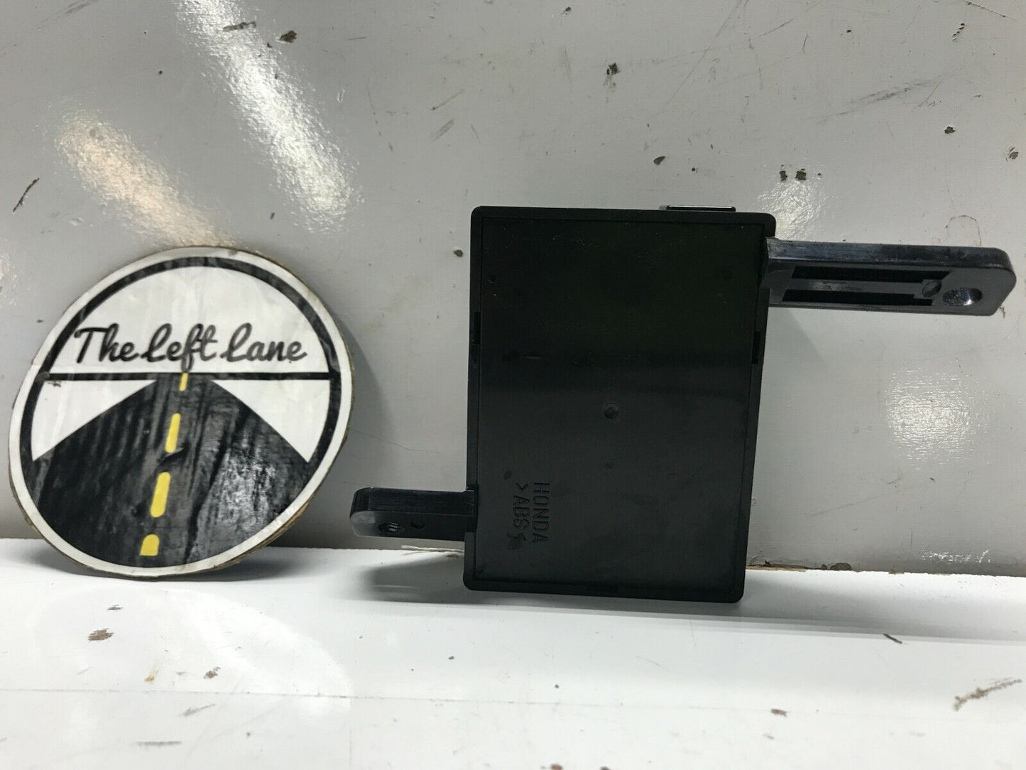 94-01 Acura Integra Sedan ABS Control Module Relay Unit Assembly OEM