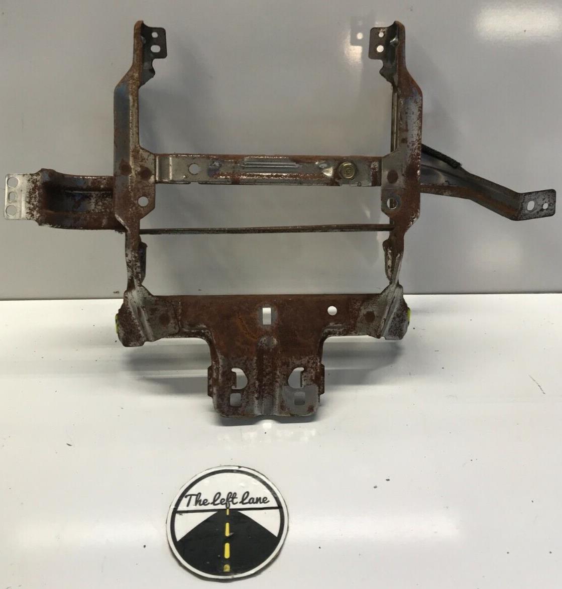 94 - 01 Acura Integra LS GS RS OEM Dash Center Head Unit A/C Bracket