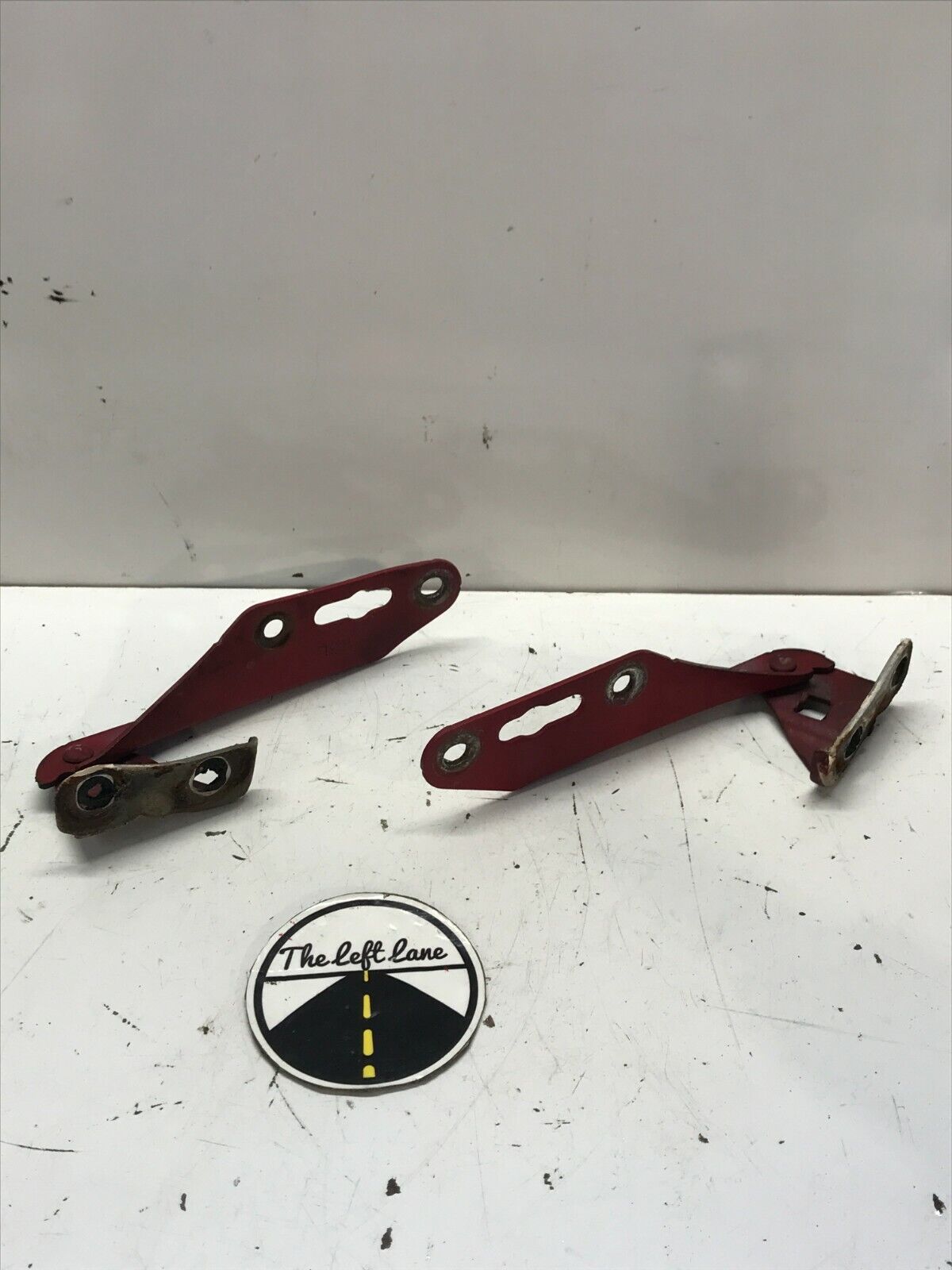 94-01 ACURA INTEGRA LS RS DOOR HOOD HINGE SET HINGES LEFT RIGHT RED - OEM