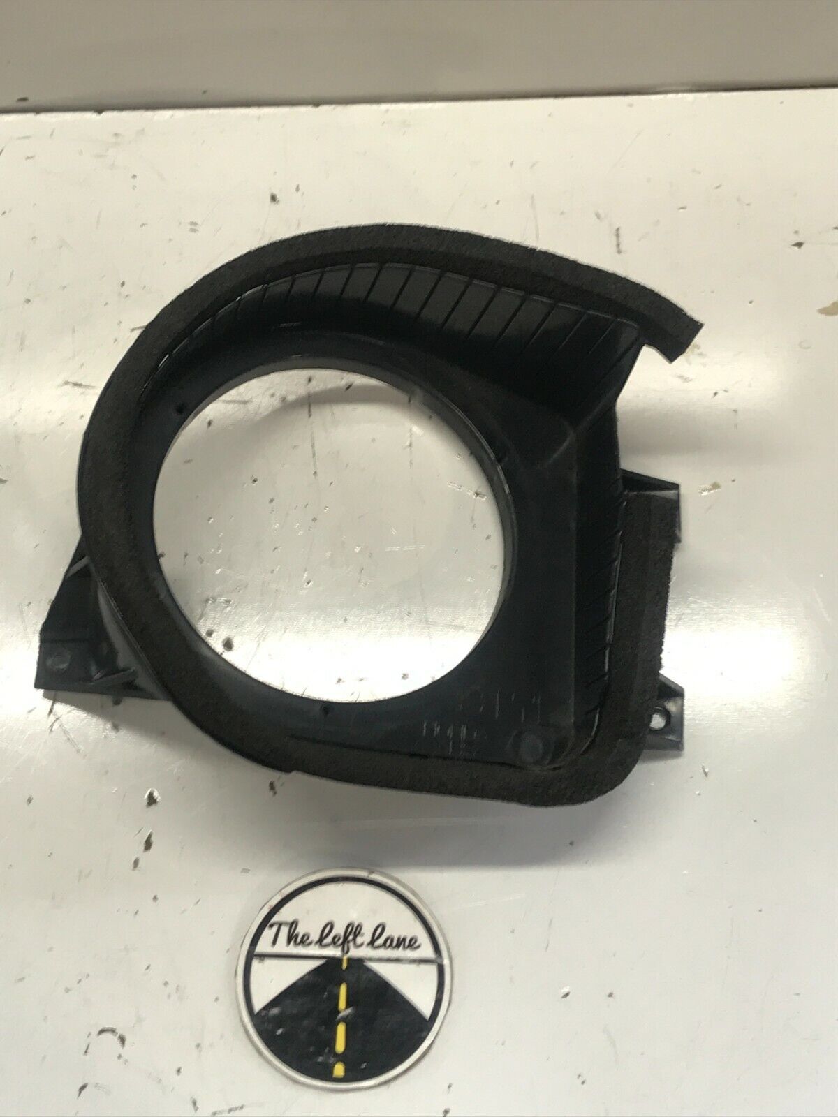 94-01 ACURA INTEGRA REAR SPEAKER POD BRACKET HOLDER RIGHT COUPE OEM 2DR