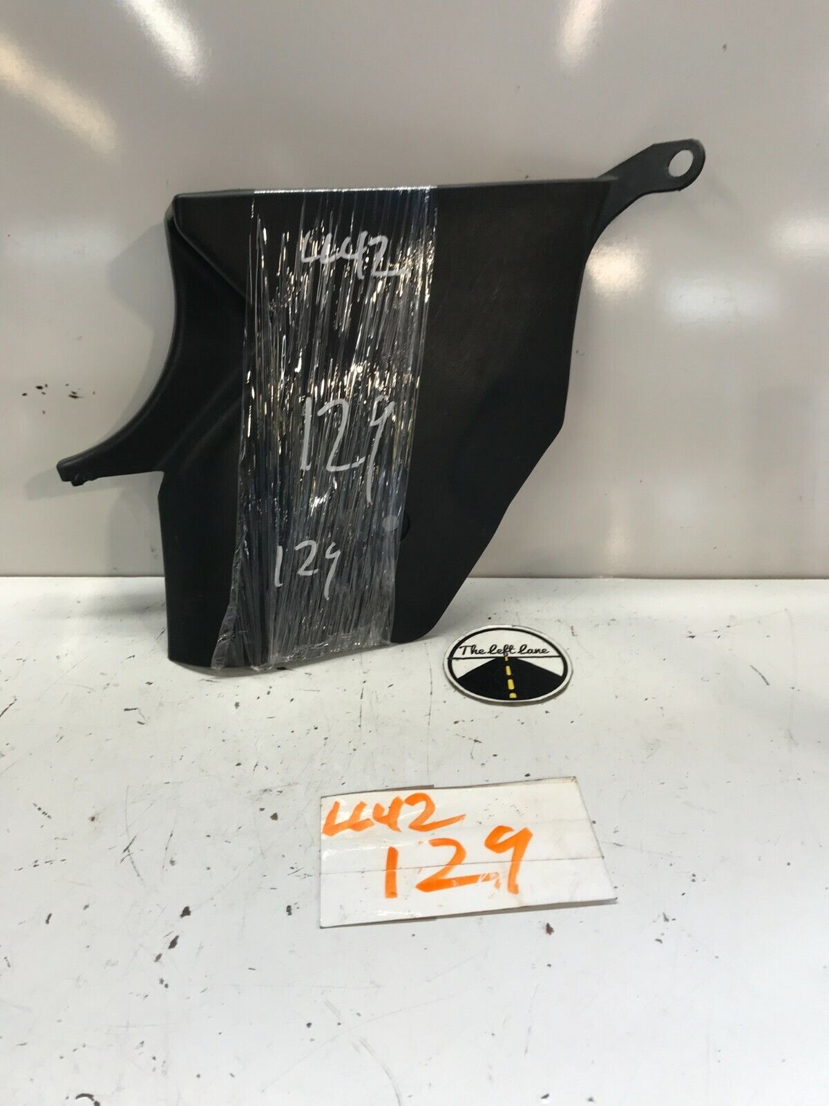 1994 - 2001 Acura Integra Coupe Interior Kick Panel LH hood release