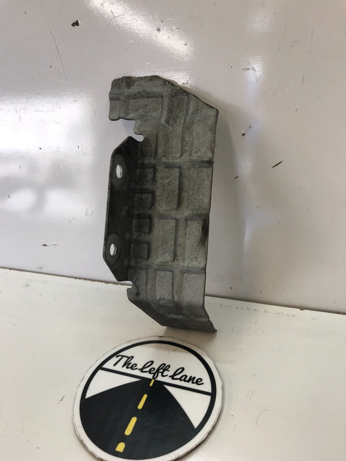 94-01 ACURA INTEGRA Heat Shield Bracket Small