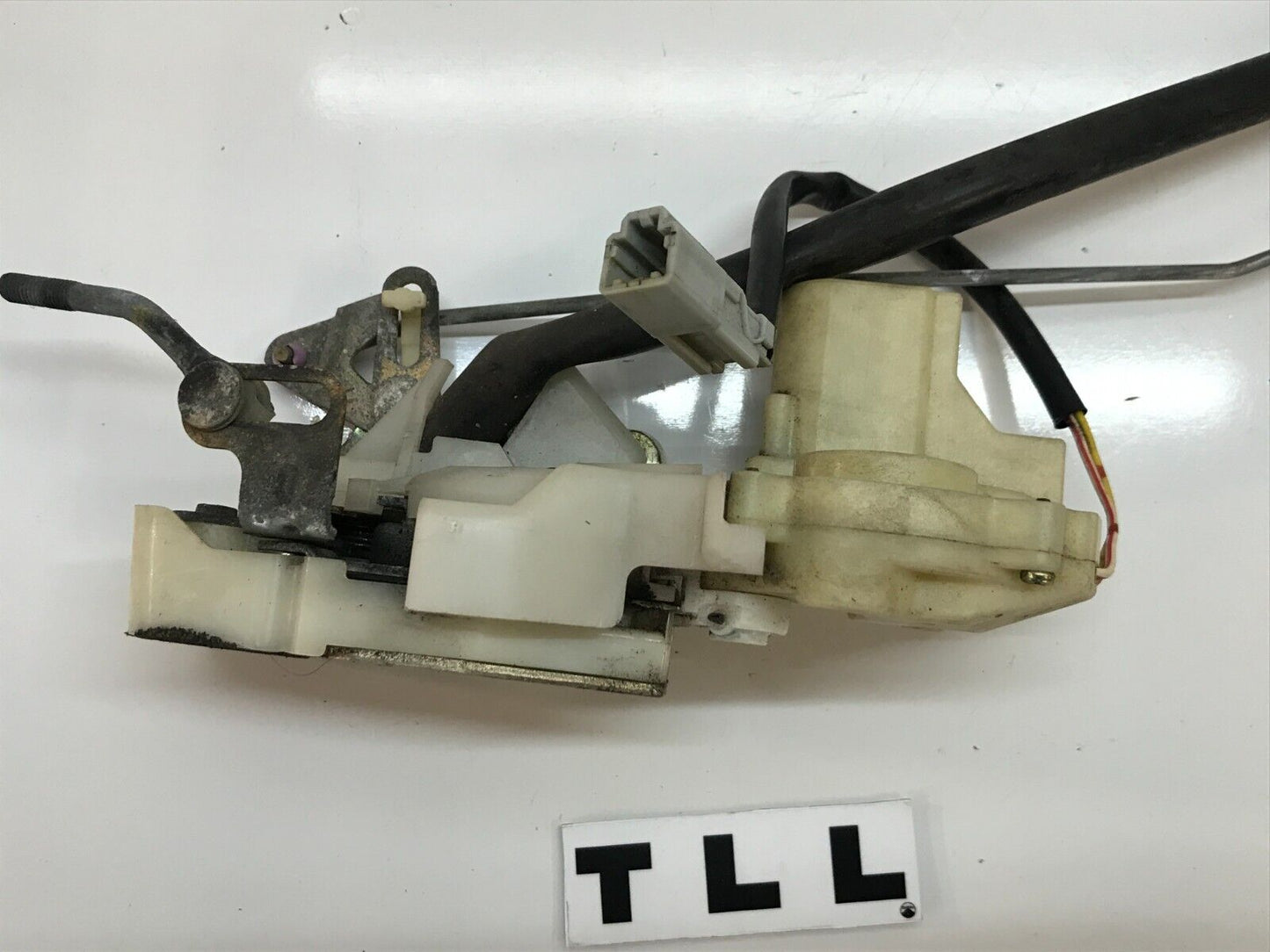 97 98 99 00 01 02 ACURA INTEGRA RIGHT PASSANGER REAR DOOR LOCK ACTUATOR OEM