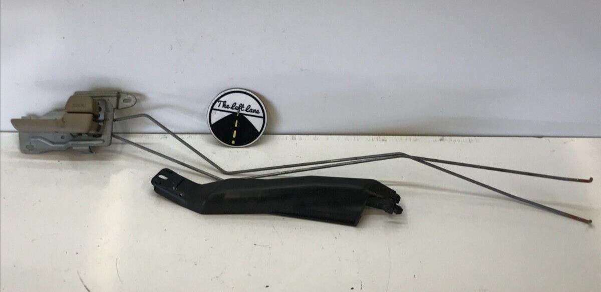 94-01 Acura Integra Coupe RH Pass. Side Interior Door Handle Tan Lock Rods OEM