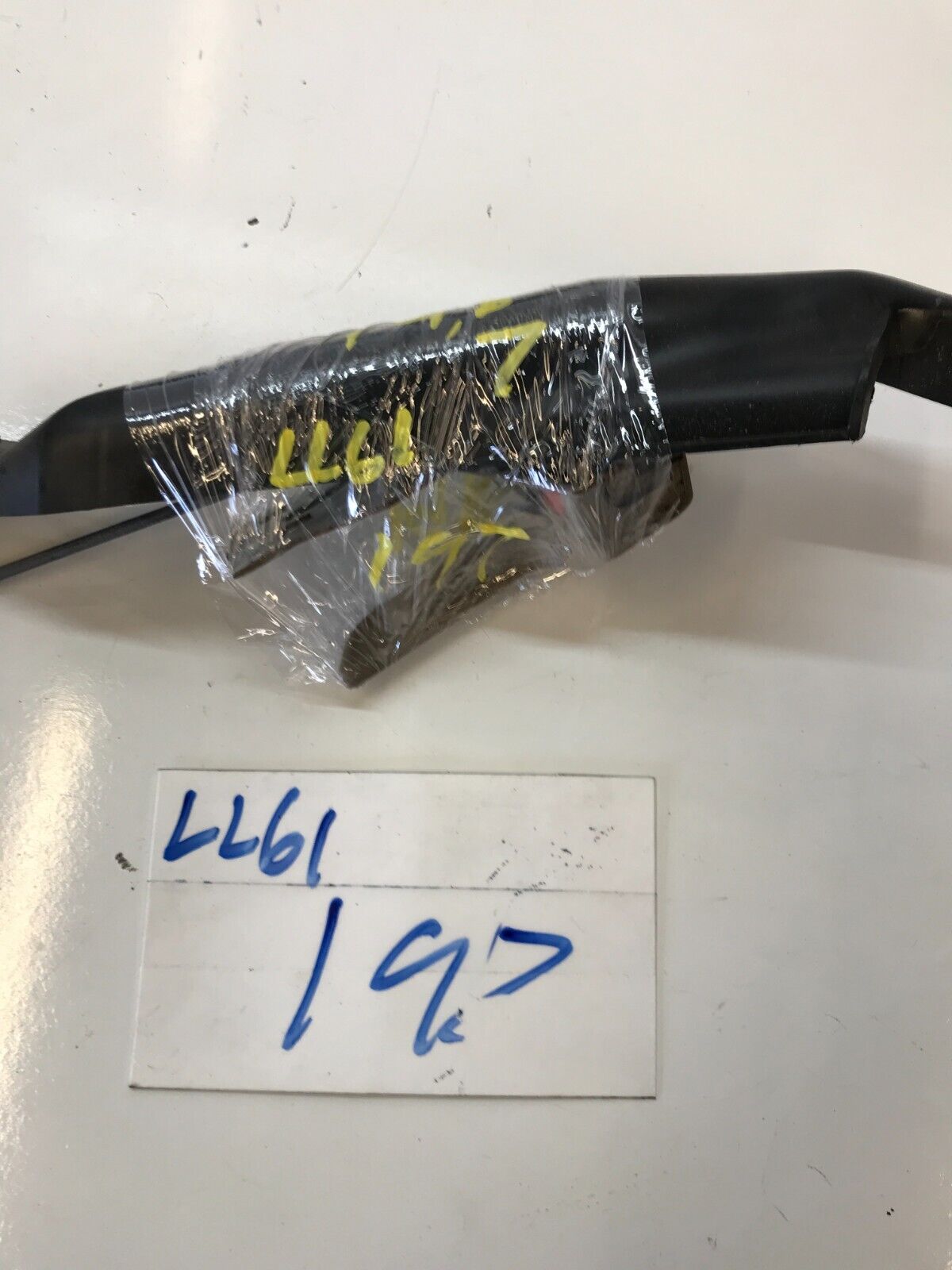 94-01 Acura Integra Coupe RH Pass. Side Interior Door Handle Tan Lock Rods OEM