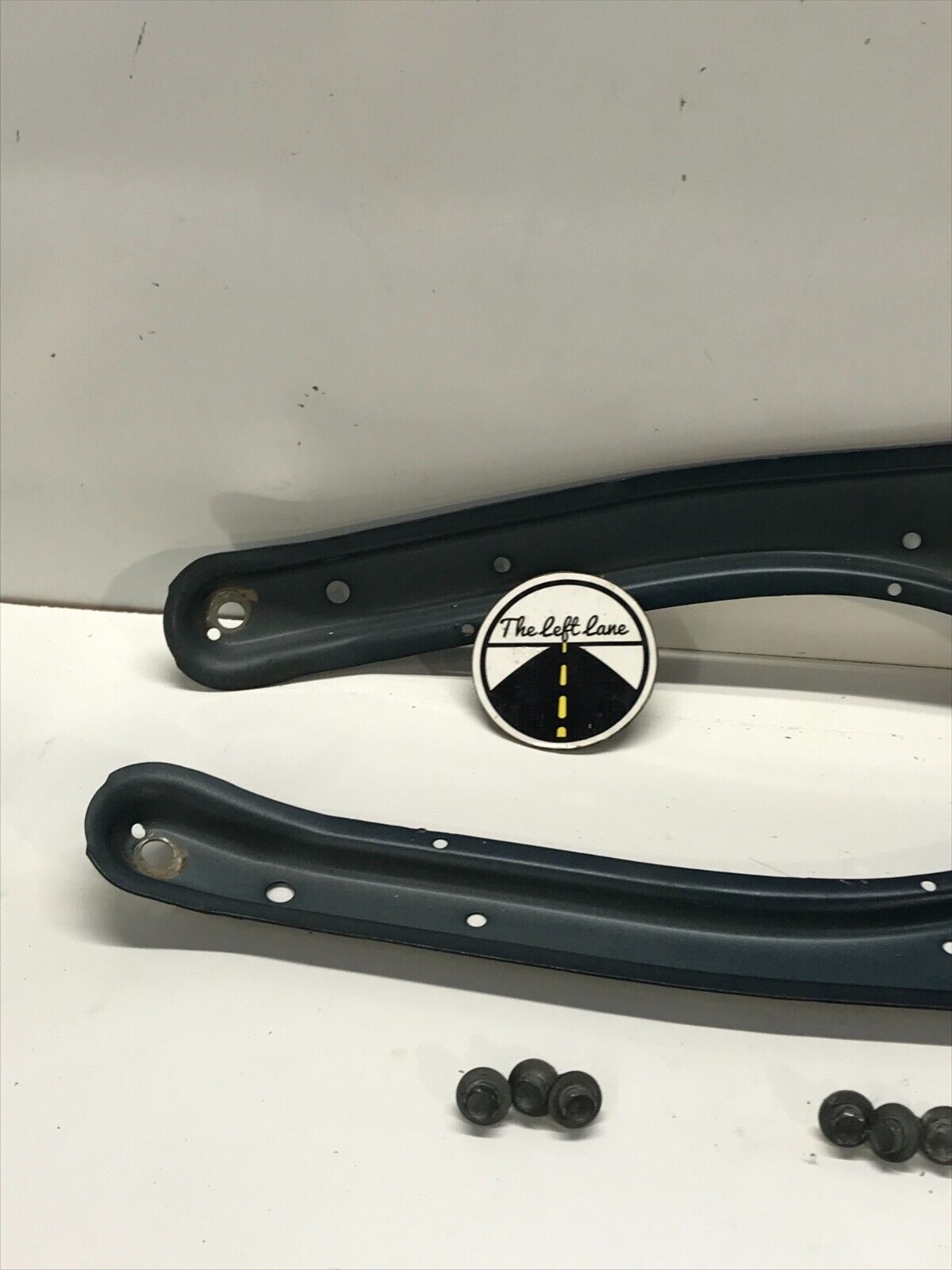 94 - 01 Acura Integra Sedan 4dr Interior Brackets Metal Rear LH RH Set Hardware