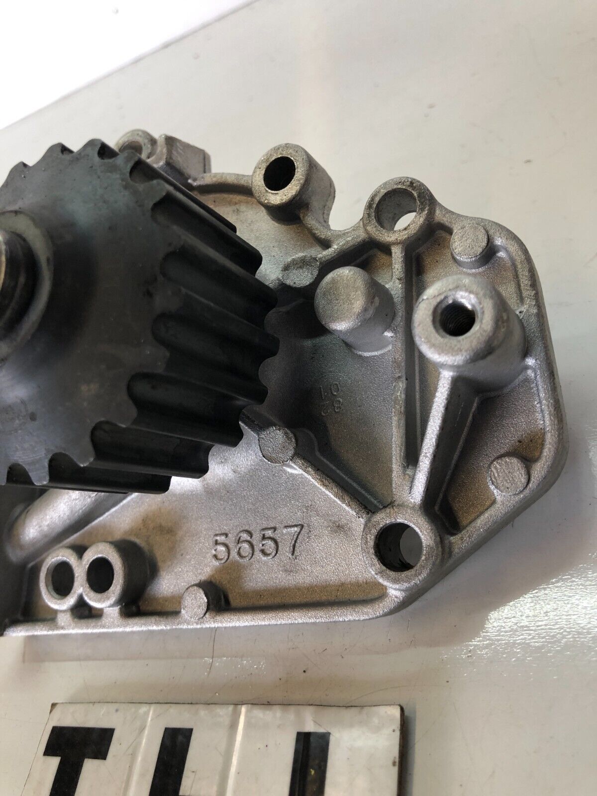 1994-2001 Acura Integra Water Pump New Open Box B18B1 19 Tooth