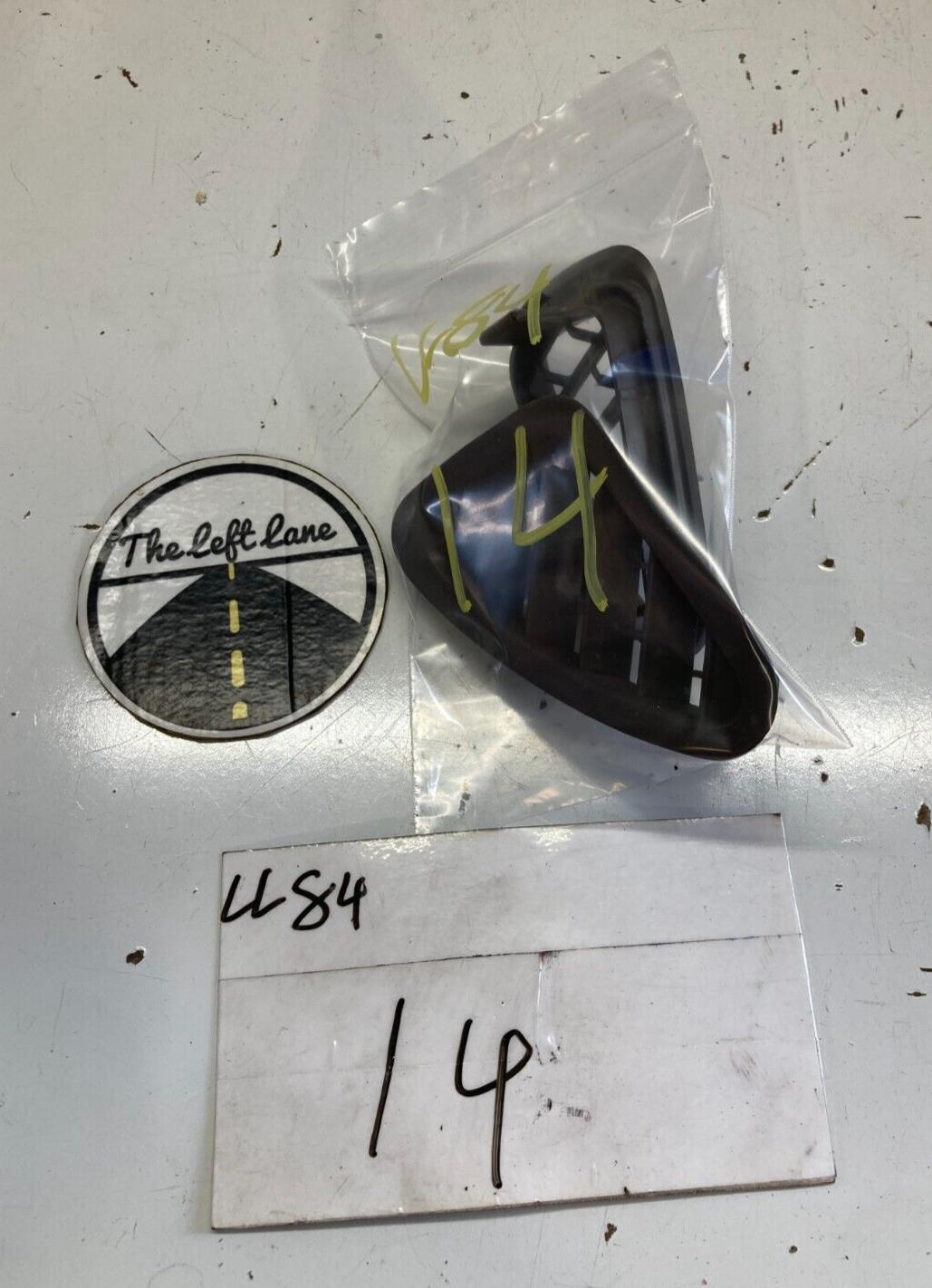 94 - 01 ACURA INTEGRA UPPER DASH VENTS LH RH SET PAIR TAN OEM