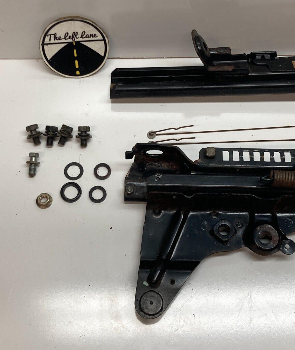 94-01 ACURA INTEGRA - DRIVER LEFT FRONT - SEAT RAIL MOUNTING BRACKET SLIDER