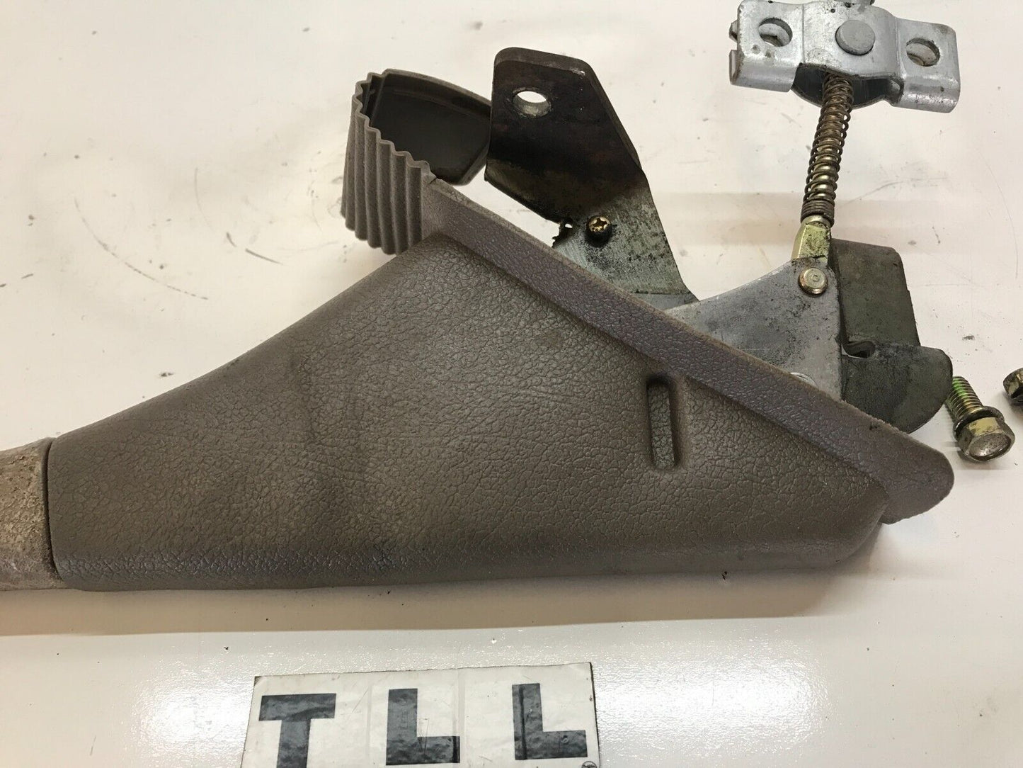 94-01 ACURA INTEGRA E BRAKE PARKING EMERGENCY PULL HANDLE LEVER TAN OEM