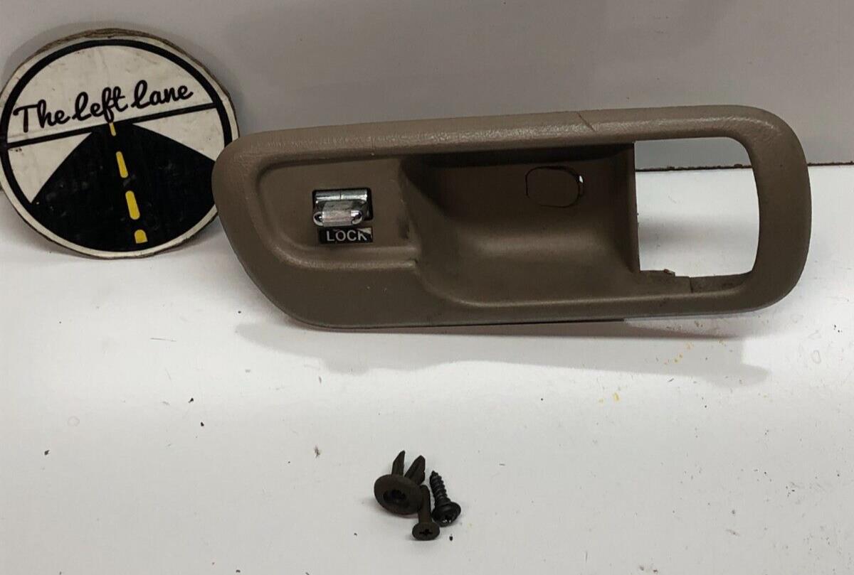 94-01 ACURA INTEGRA Pass RH TAN INTERIOR DOOR HANDLE 2DR 95 96 97 98 99 00
