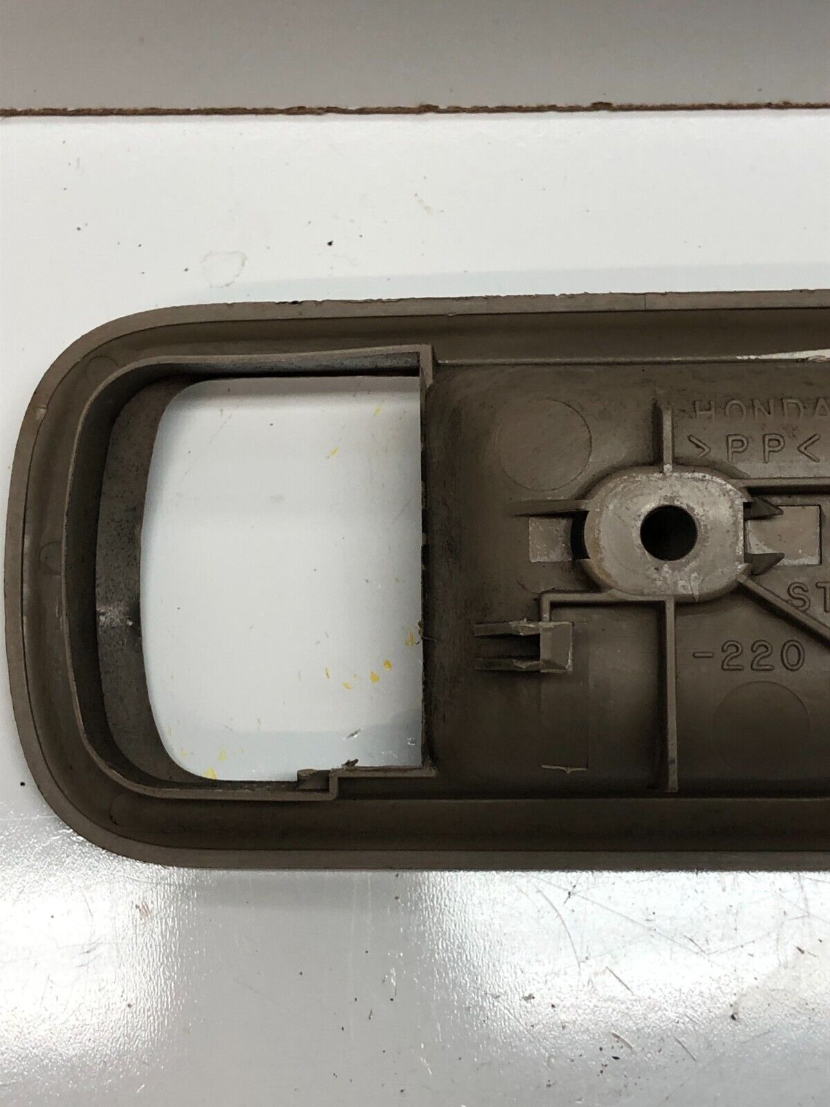 94-01 ACURA INTEGRA Pass RH TAN INTERIOR DOOR HANDLE 2DR 95 96 97 98 99 00