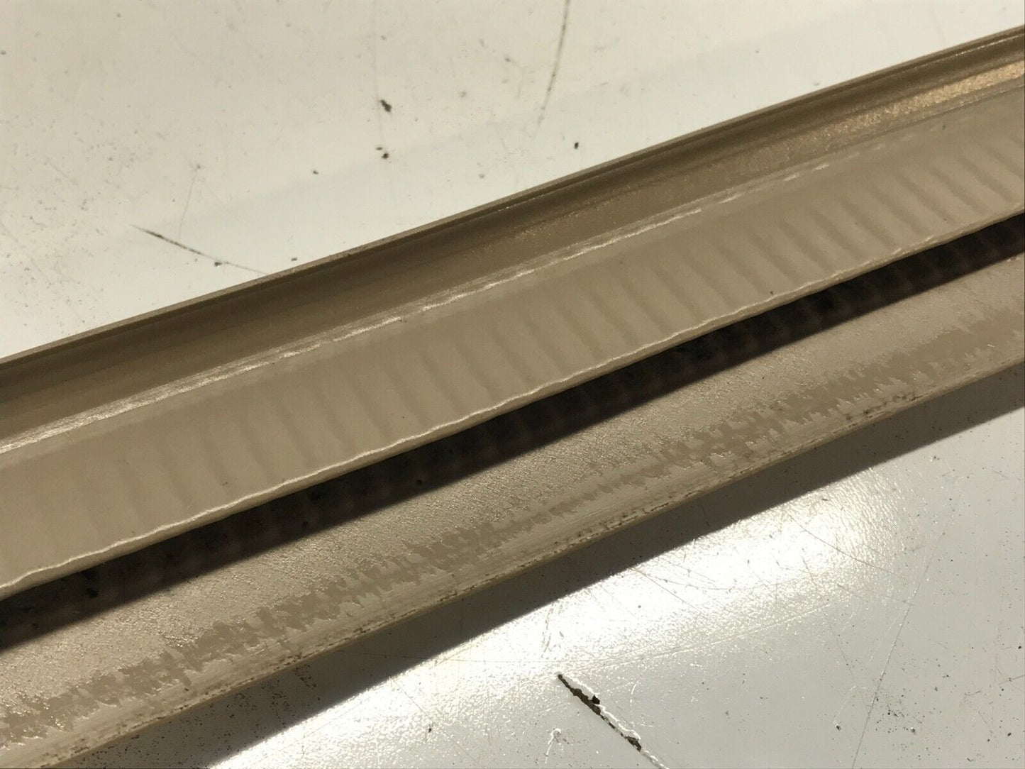 94-01 Acura Integra Rear Hatch Trunk Lower Strip Gasket Seal Tan