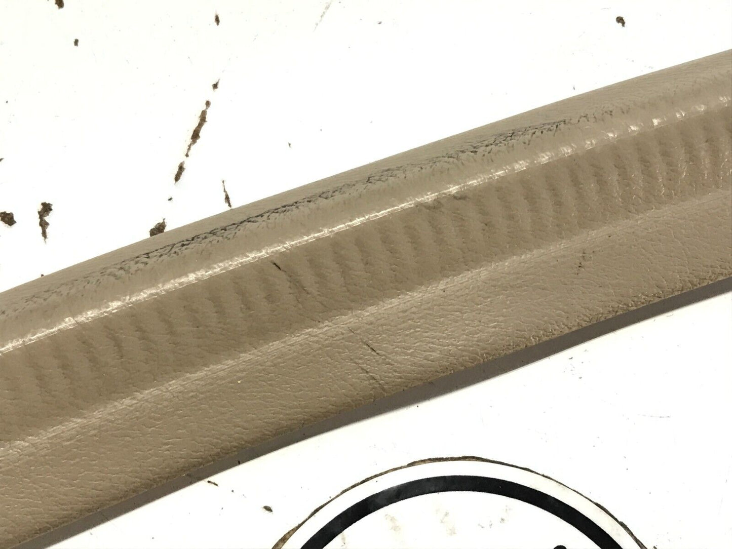 94-01 Acura Integra Rear Hatch Trunk Lower Strip Gasket Seal Tan