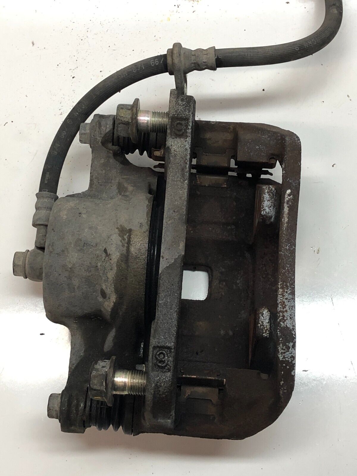94 - 01 Acura Integra Front RH Passenger Brake Caliper OEM NISIN