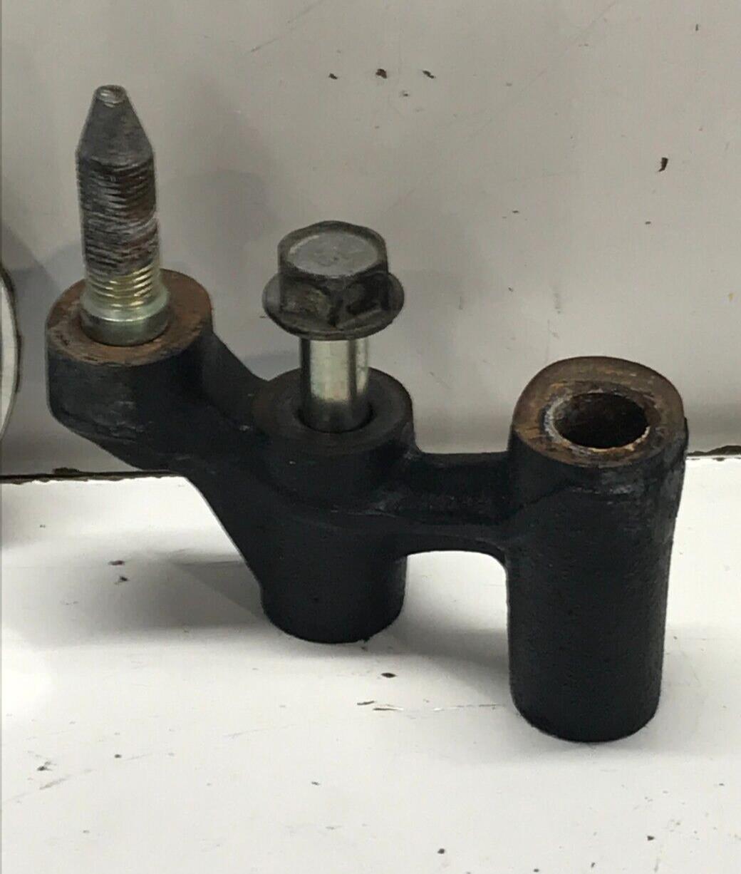 94 - 01 Acura Integra AutoMatic Transmisson Upper Top Mount Bracket
