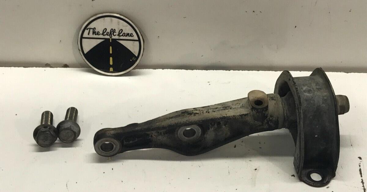 96-01 Acura Integra OEM B18B1 A/T Engine Motor Mount Bracket - Lower Right