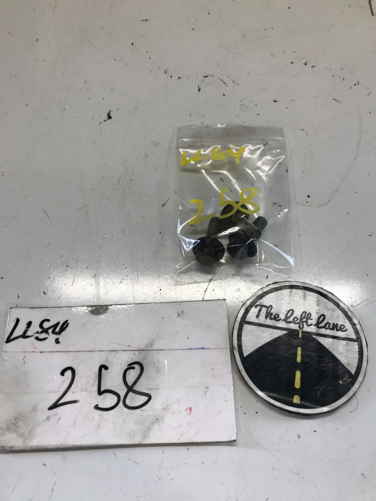 94 - 01 Acura Integra GS LS RS GSR Distributor Dizzy Hardware OEM HONDA BOLTS