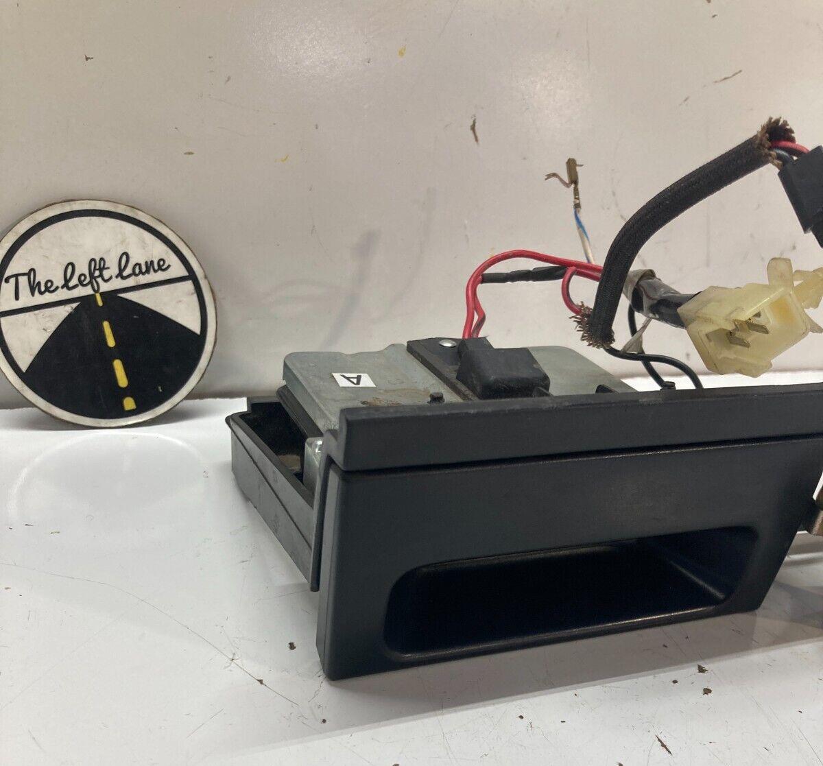 94-01 ACURA INTEGRA 12V POWER SOCKET LIGHTER OUTLET CHARGER ASHTRAY OEM