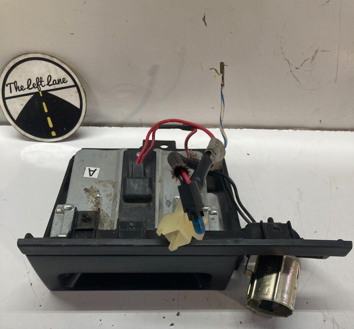 94-01 ACURA INTEGRA 12V POWER SOCKET LIGHTER OUTLET CHARGER ASHTRAY OEM