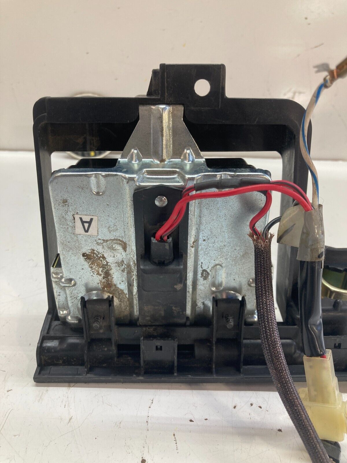 94-01 ACURA INTEGRA 12V POWER SOCKET LIGHTER OUTLET CHARGER ASHTRAY OEM