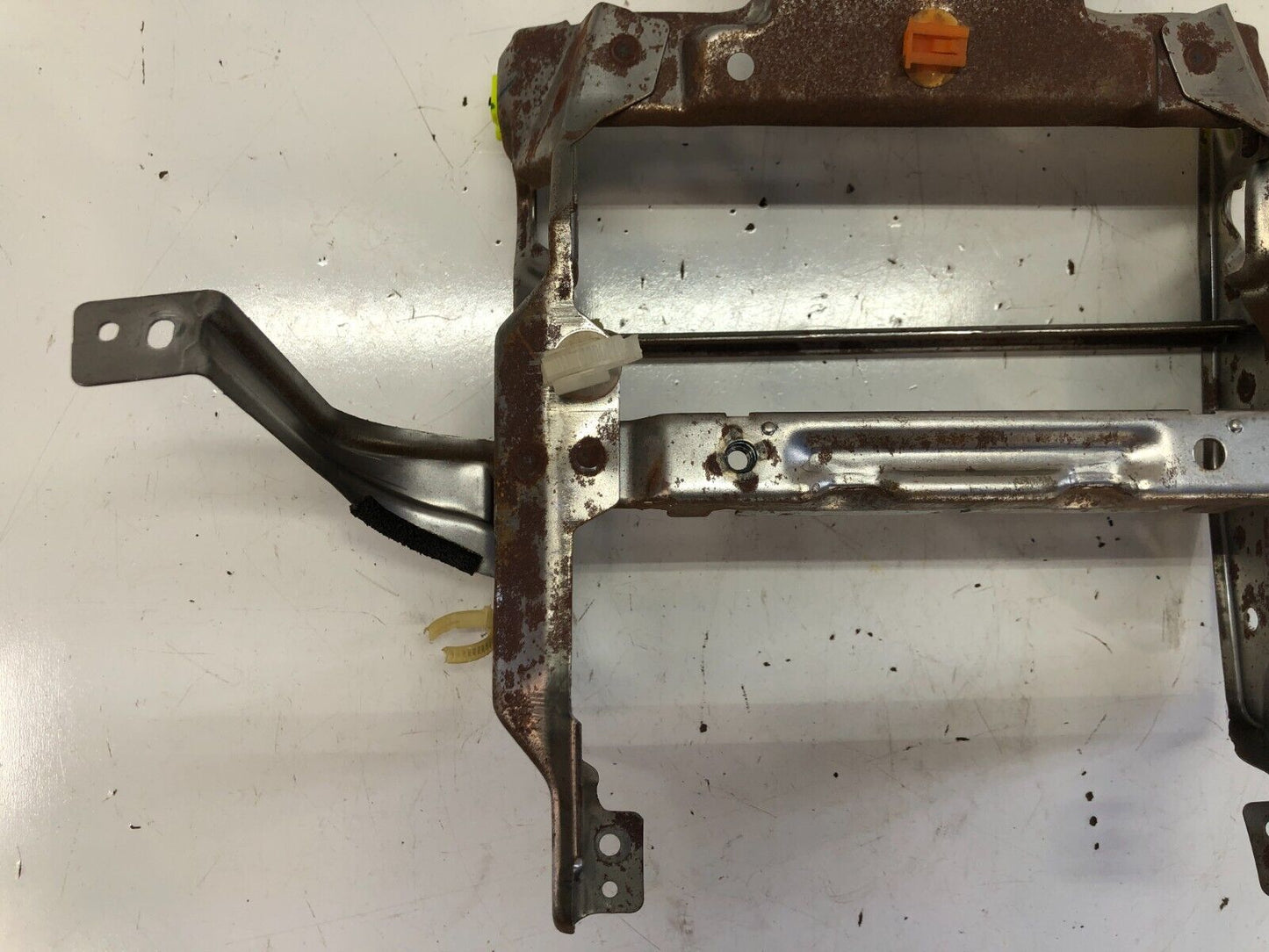 94-01 Acura Integra Center Dashboard Radio AC Heater Metal Bracket OEM