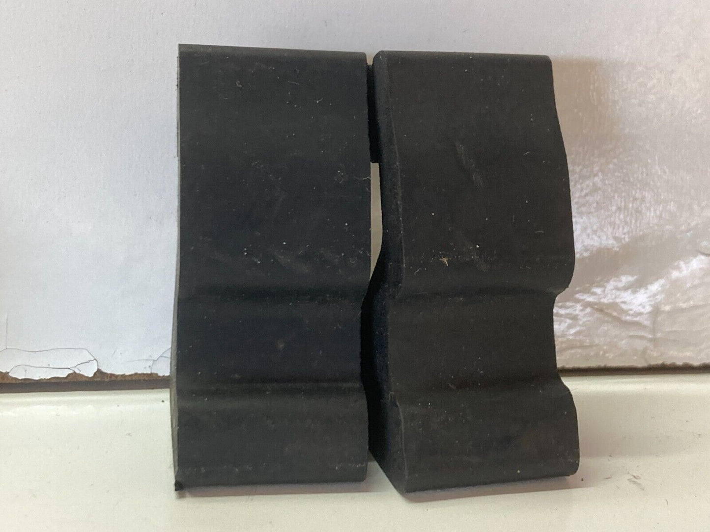 94 - 01 Acura Integra Front Hood Bonnet Rubber Bump Stops