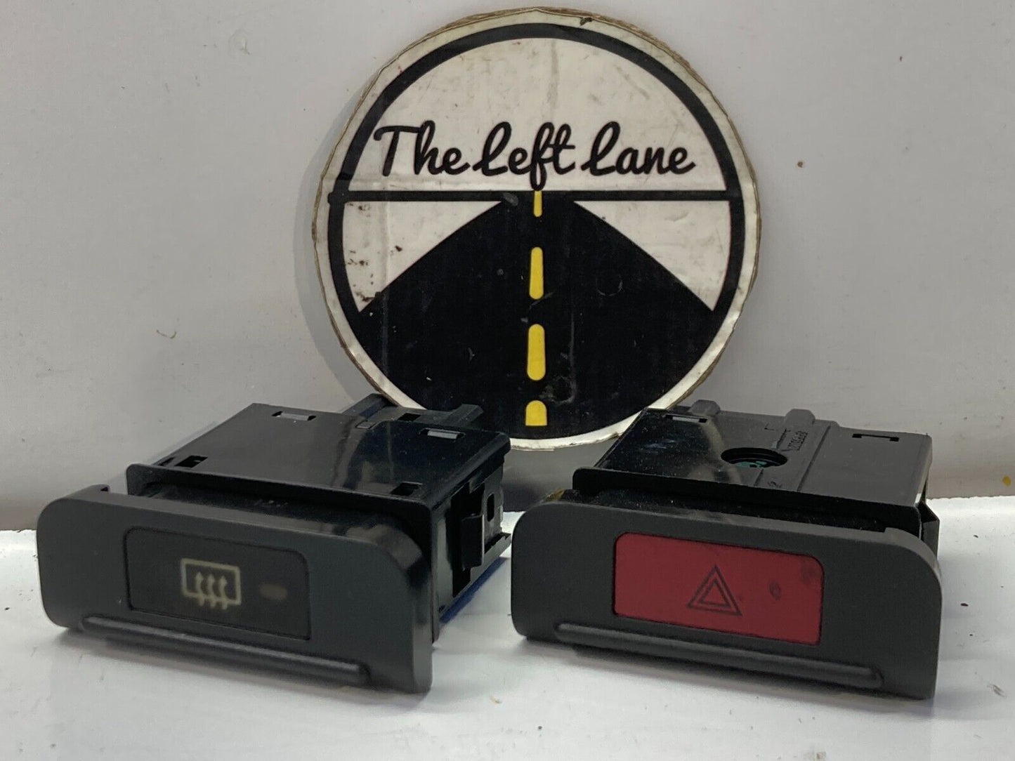 94 - 01 ACURA INTEGRA - EMERGENCY HAZARD / WINDSHIELD DEFROST SWITCH COMBO SET