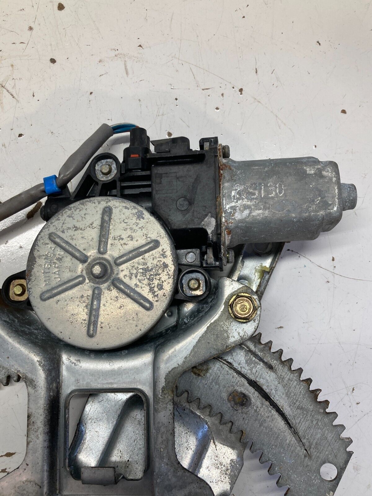 94-01 Acura Integra Passenegr RH Front Electric Window Regulator OEM