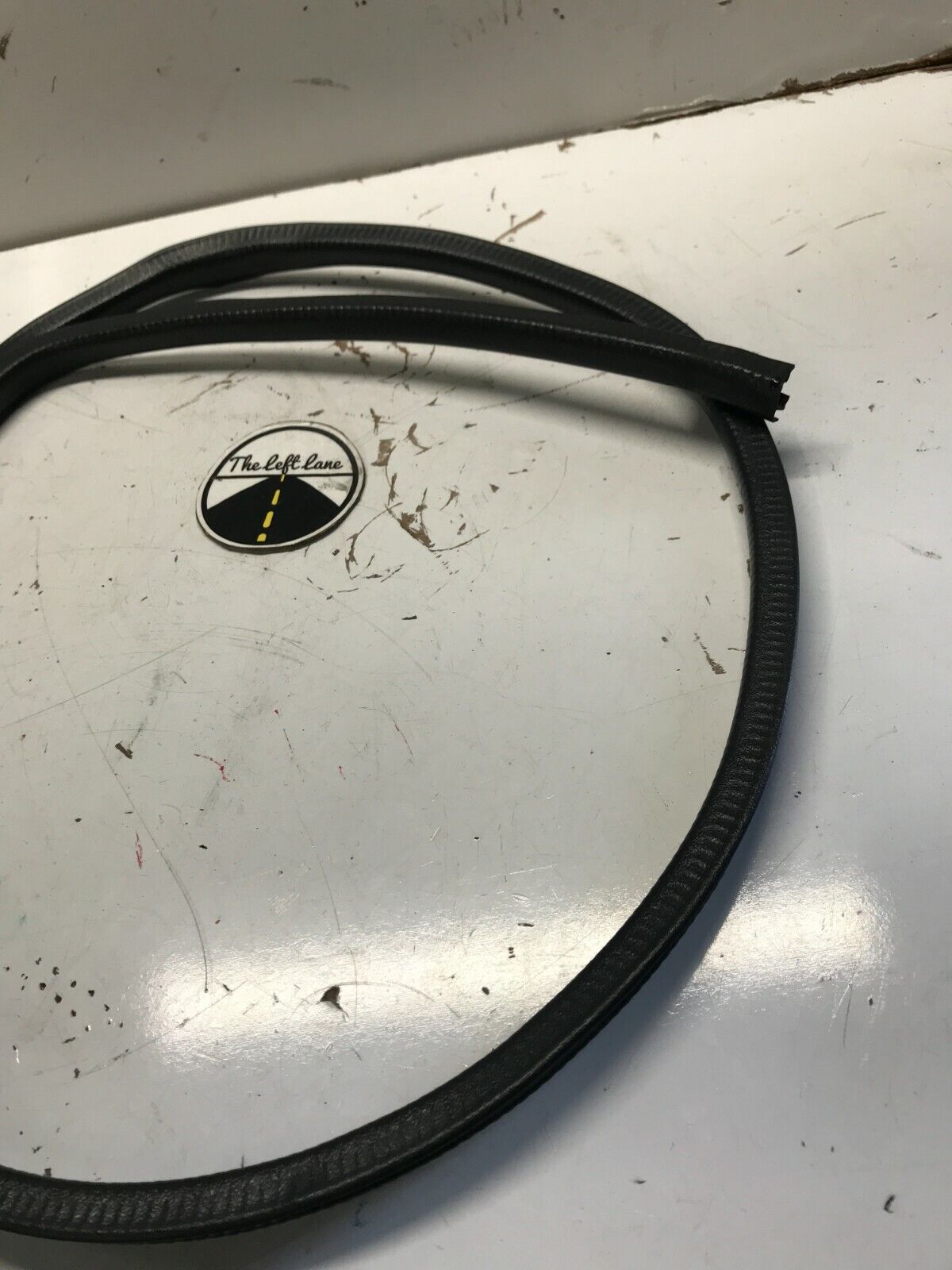 94 - 01 Acura Integra LH Door Weather Strip U Channel Rubber