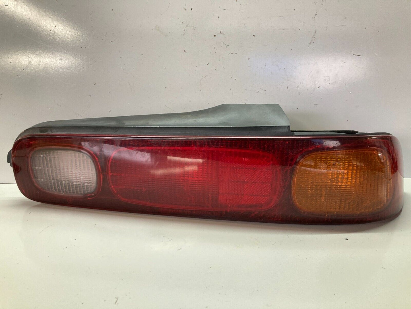 94-97 Acura Integra Hatchback Tail Light Passenger Side Right RH OEM Koto