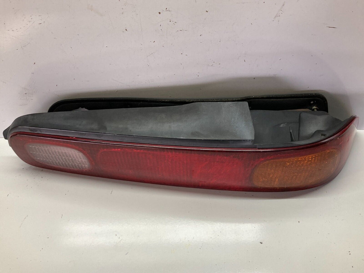 94-97 Acura Integra Hatchback Tail Light Passenger Side Right RH OEM Koto