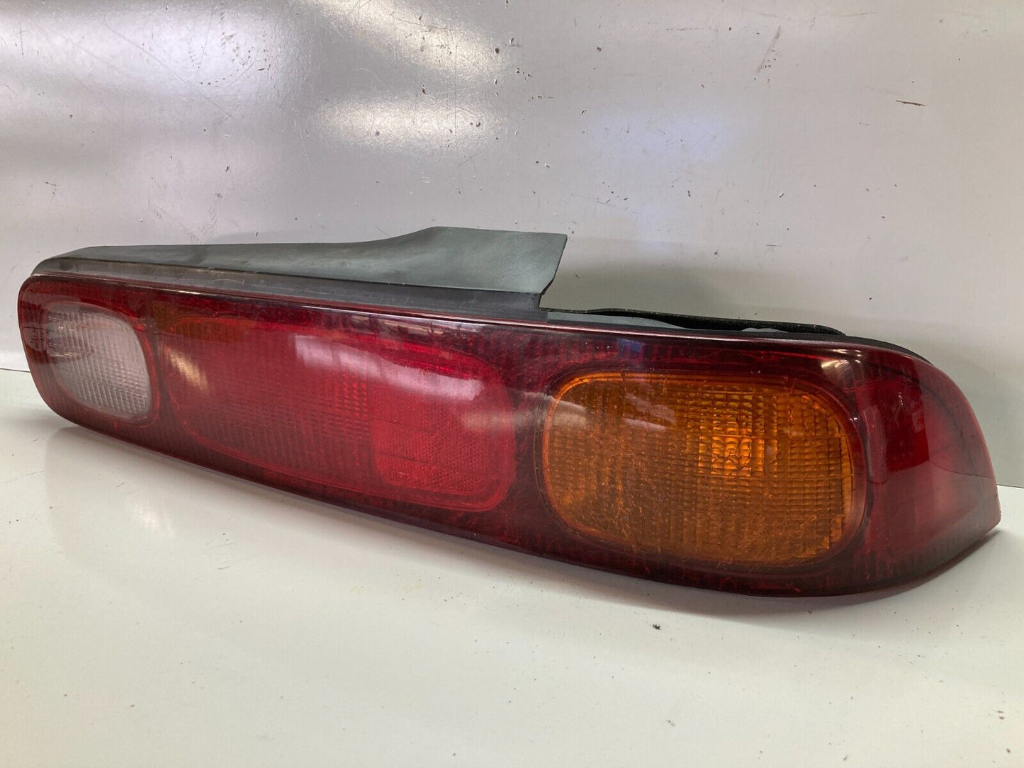94-97 Acura Integra Hatchback Tail Light Passenger Side Right RH OEM Koto