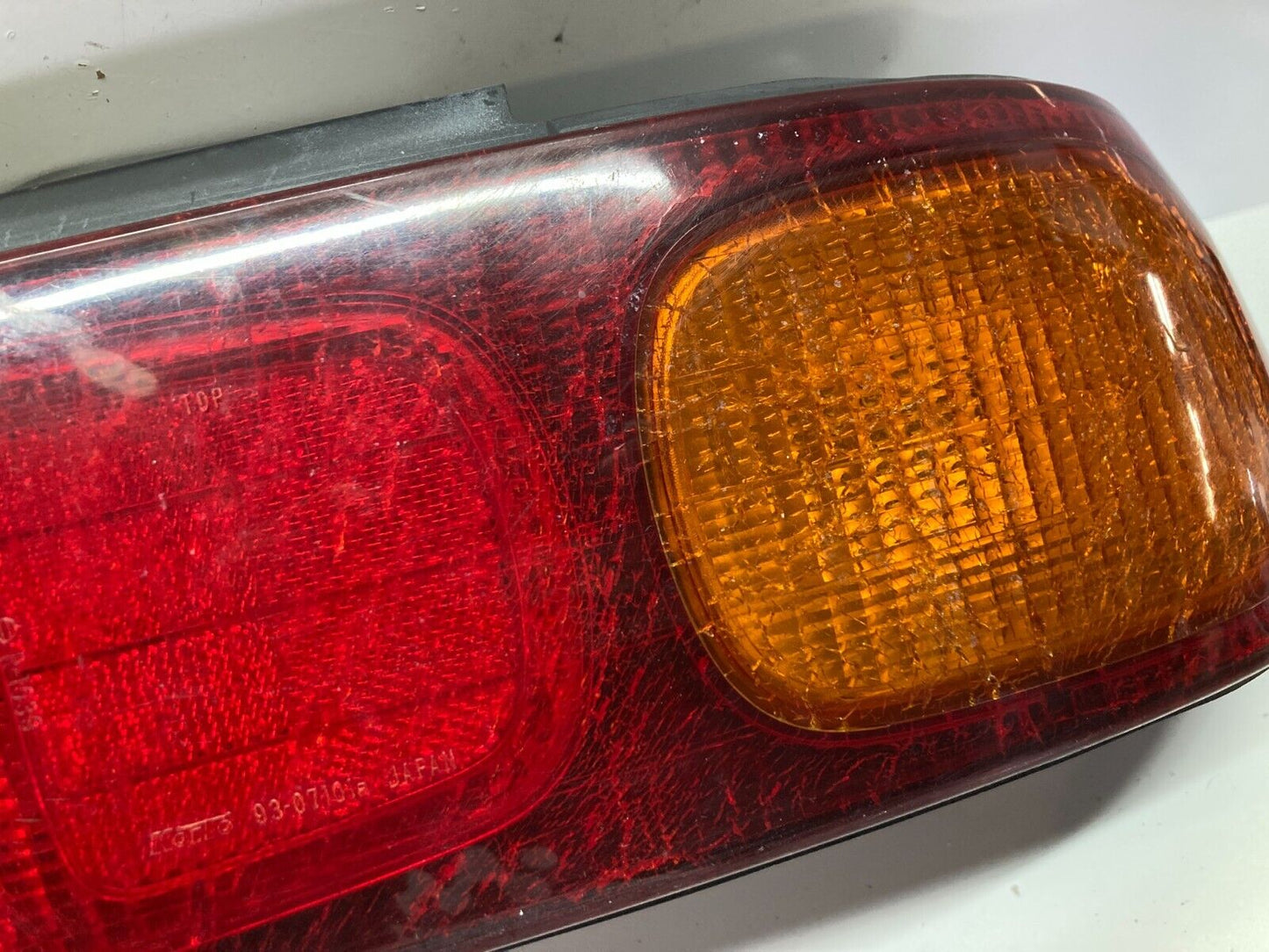 94-97 Acura Integra Hatchback Tail Light Passenger Side Right RH OEM Koto