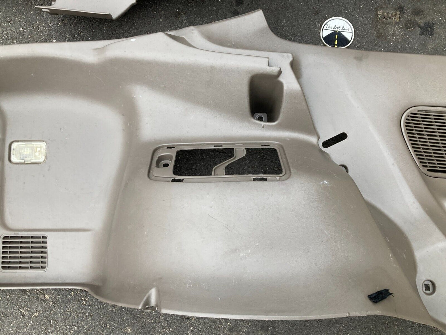 94-01 ACURA INTEGRA 2 DOOR LEFT & RIGHT REAR 1/4 QUARTER PANEL TRIM TAN