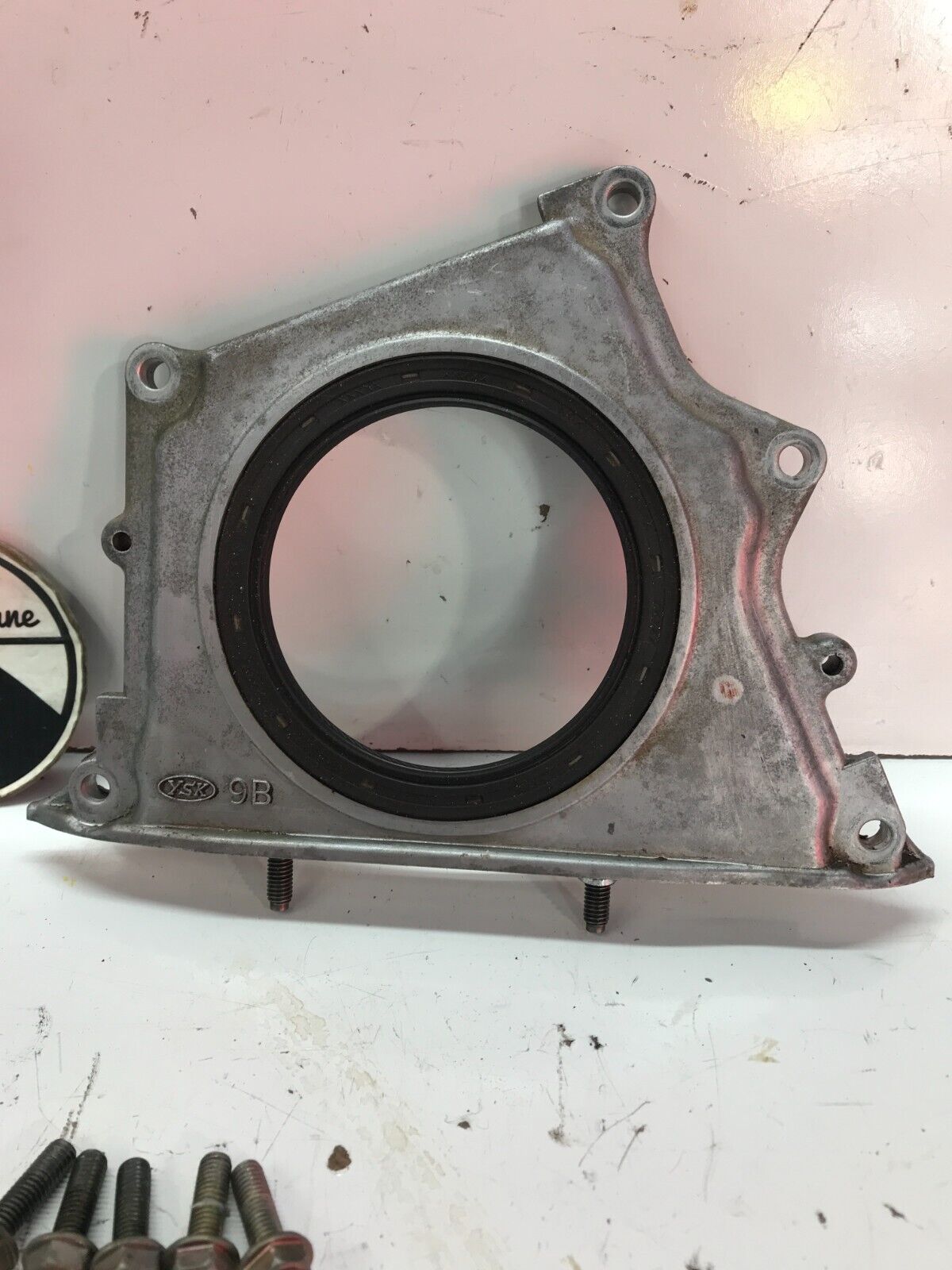 94 - 01 Acura Integra CRV B18 B20 Rear Main Seal Carrier