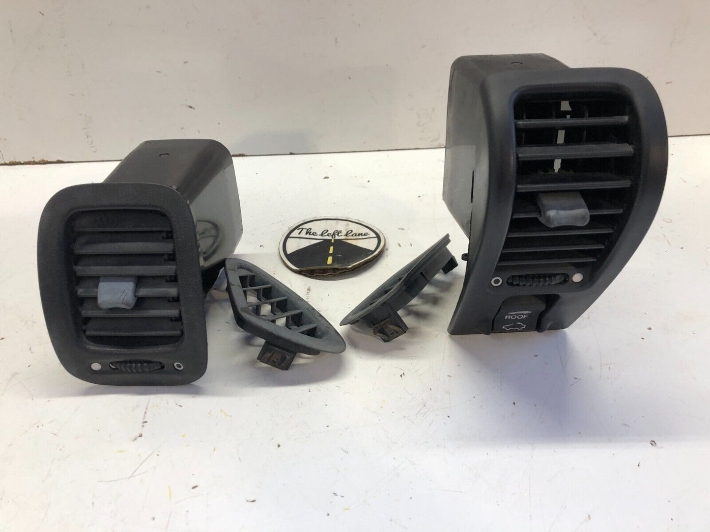 1994 - 2001 Acura Integra Dash AC Outer Vent Trims Set OEM LH RH