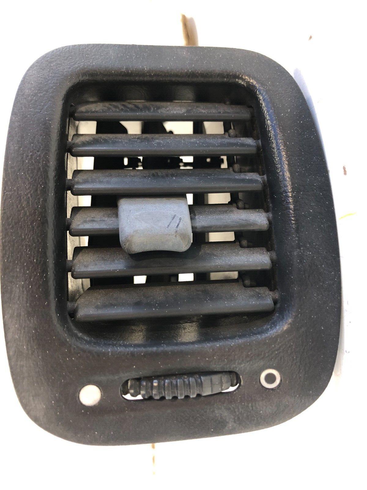 1994 - 2001 Acura Integra Dash AC Outer Vent Trims Set OEM LH RH