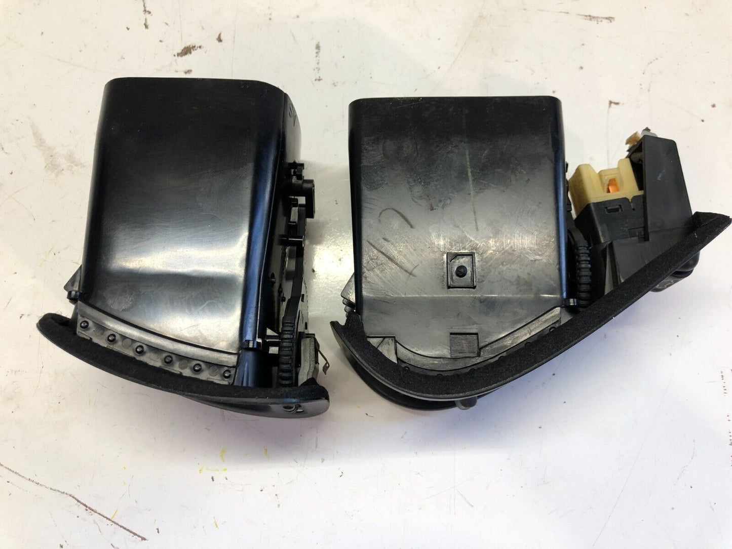 1994 - 2001 Acura Integra Dash AC Outer Vent Trims Set OEM LH RH