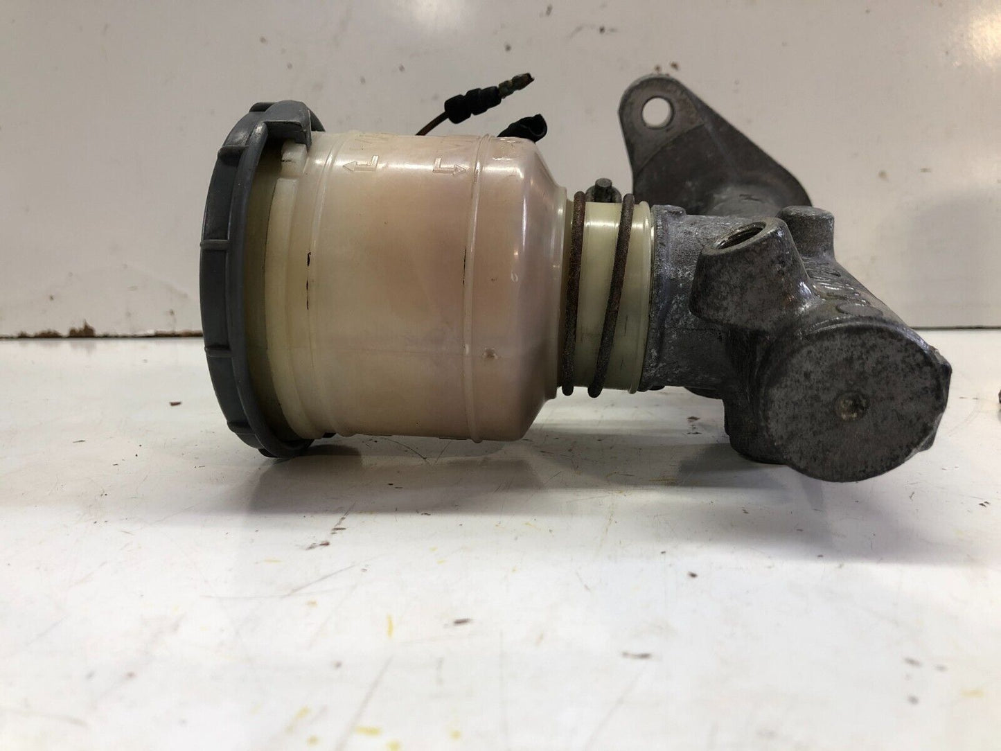 94-01 Acura Integra Brake Booster OEM