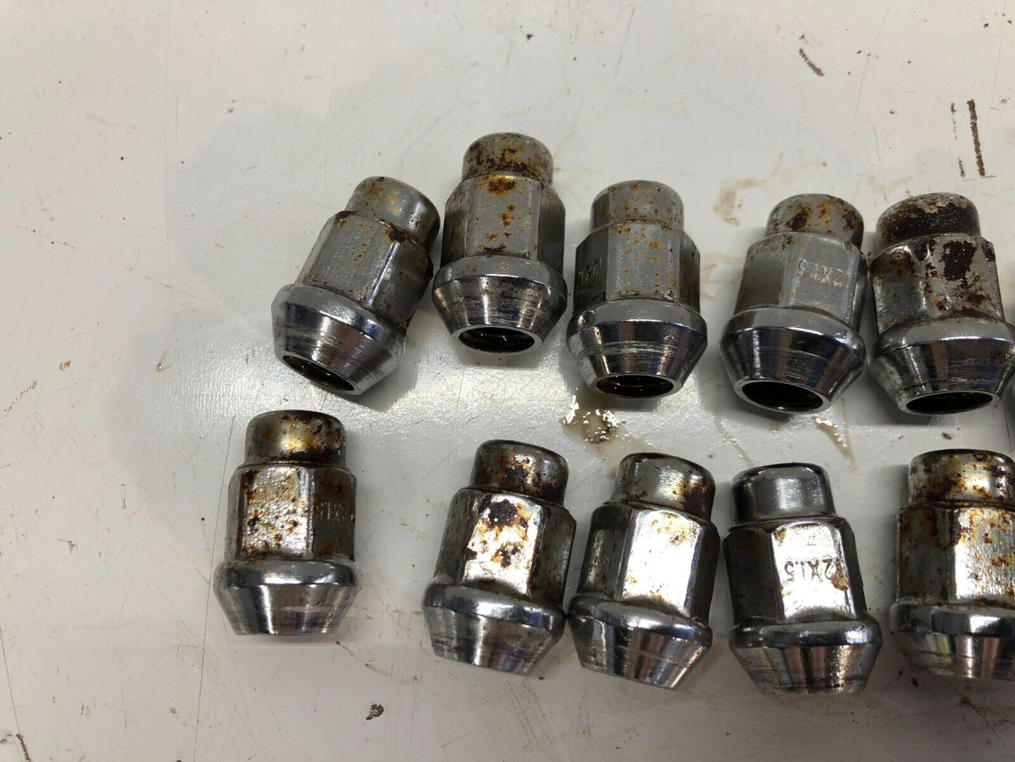 94-01 Acura Integra Complete Lug Nut Set OEM (20)