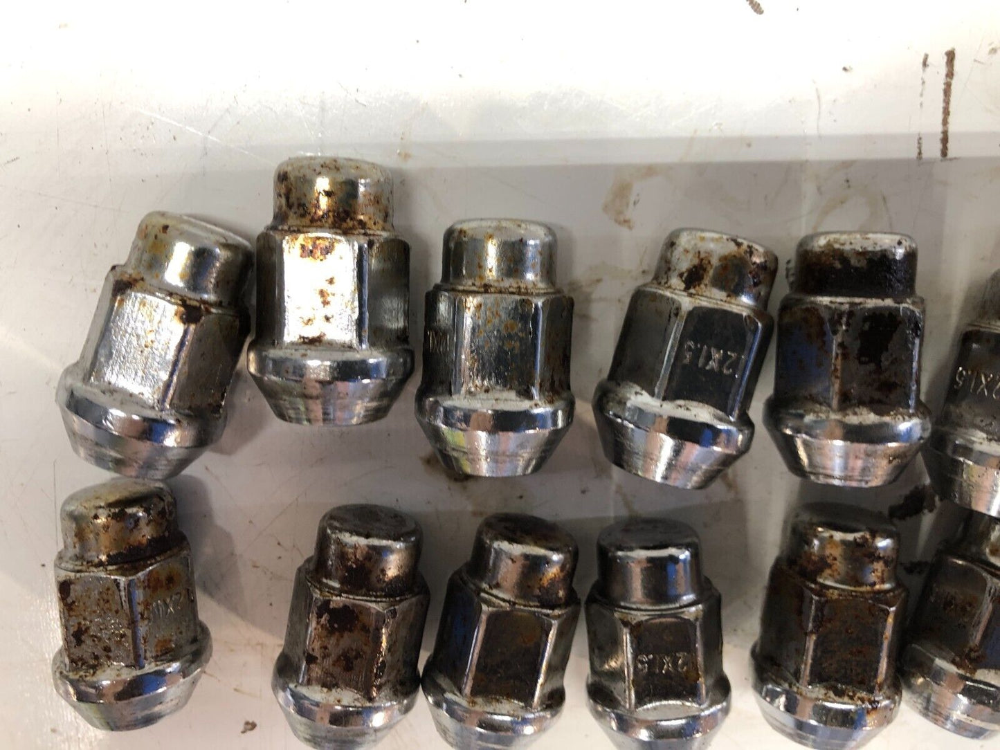 94-01 Acura Integra Complete Lug Nut Set OEM (20)