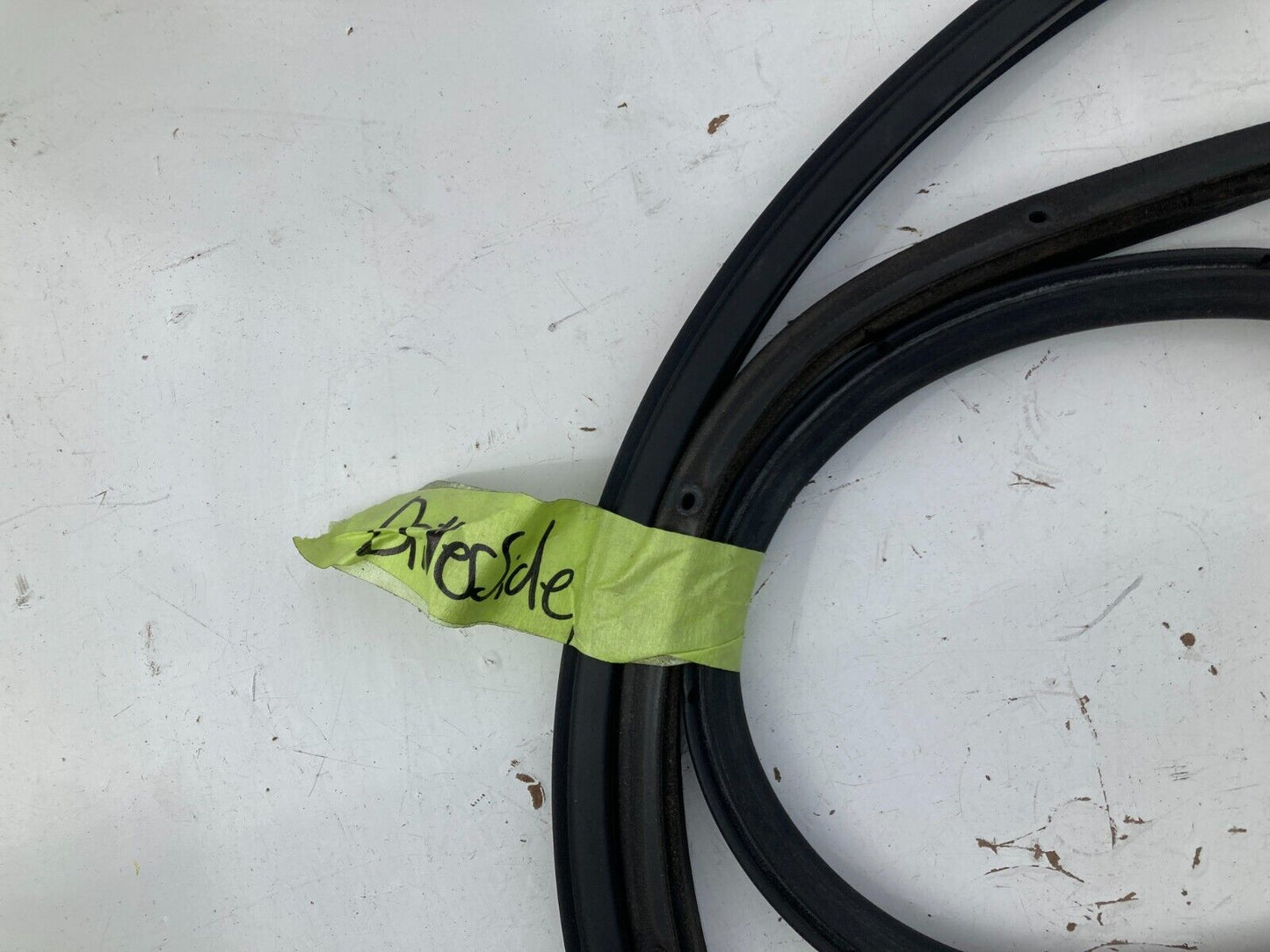 94 - 01 Acura Integra 2 Door weather seal lot lh rh front set