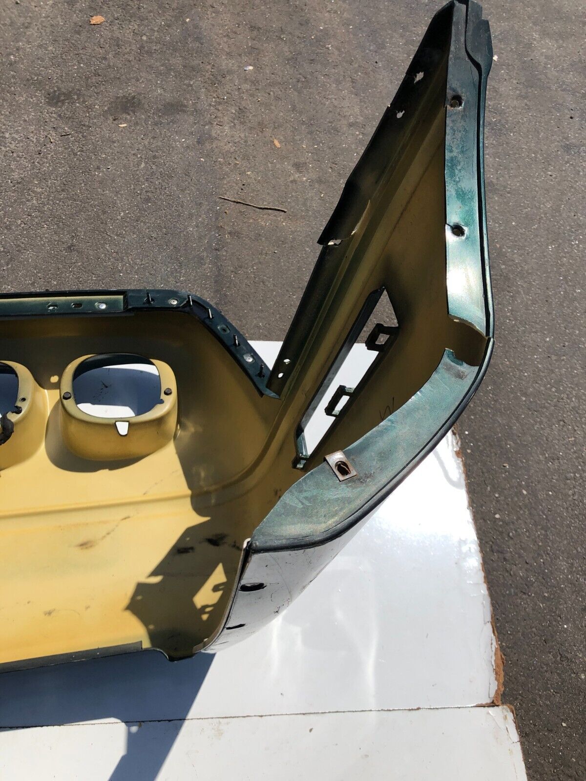 1991 - 96 C4 Corvette REAR Bumper Cover Facia Green OEM -- Pick up or Freight