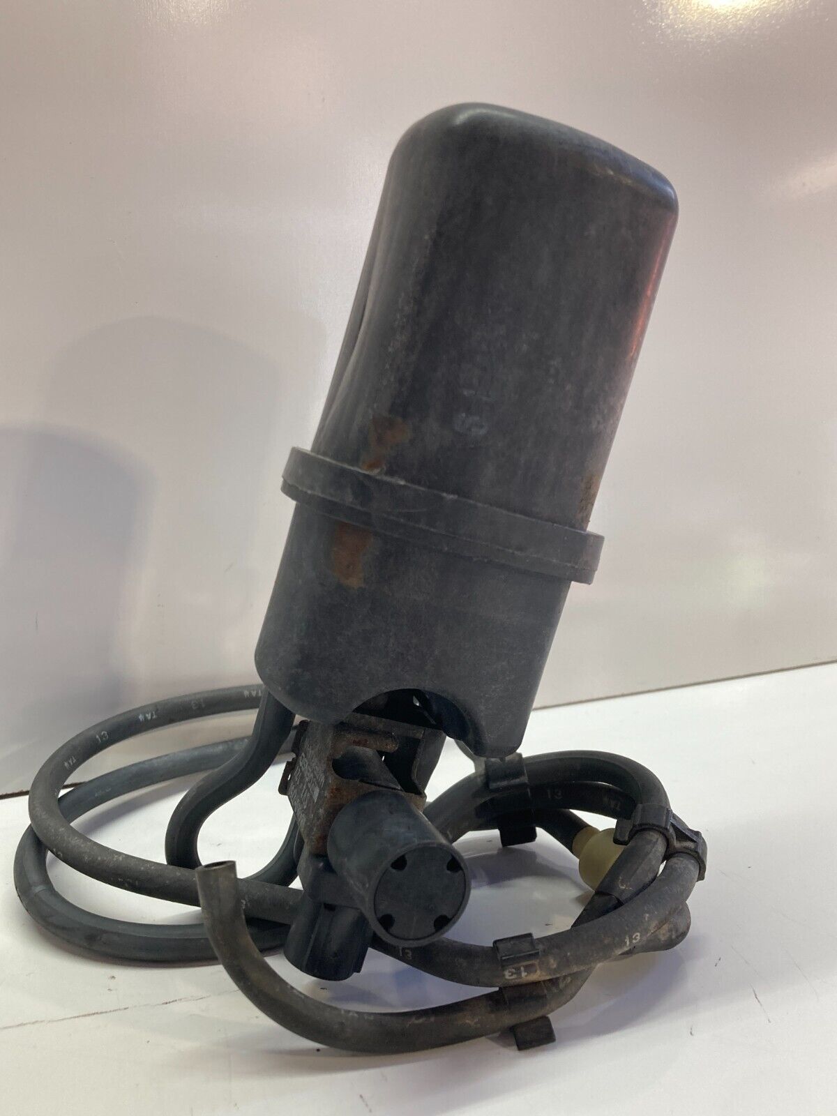 94-01 Honda Acura Integra Vapor Canister & Solenoid Valve OEM