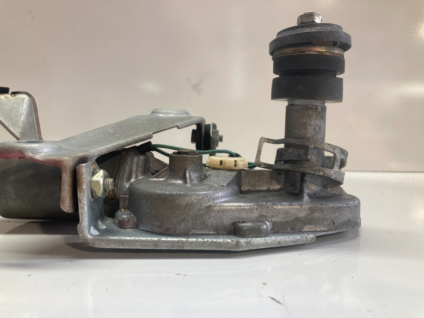 94 - 01 Acura Integra Rear Hatch Windshield wiper Motor OEM