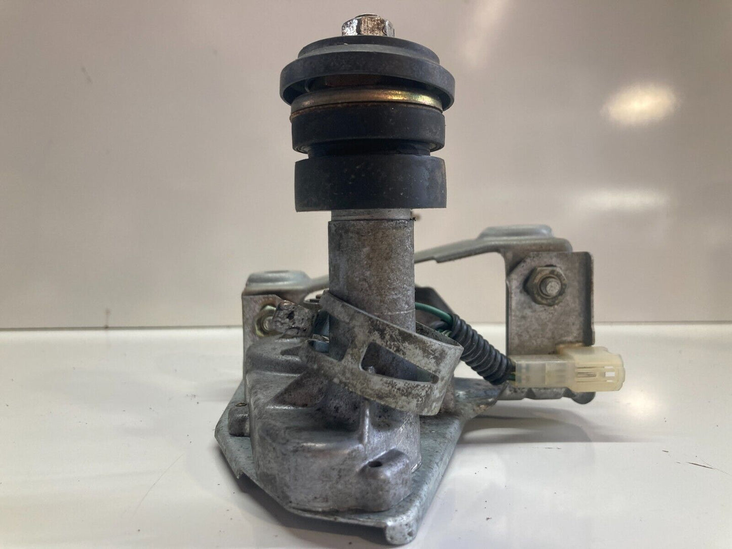 94 - 01 Acura Integra Rear Hatch Windshield wiper Motor OEM