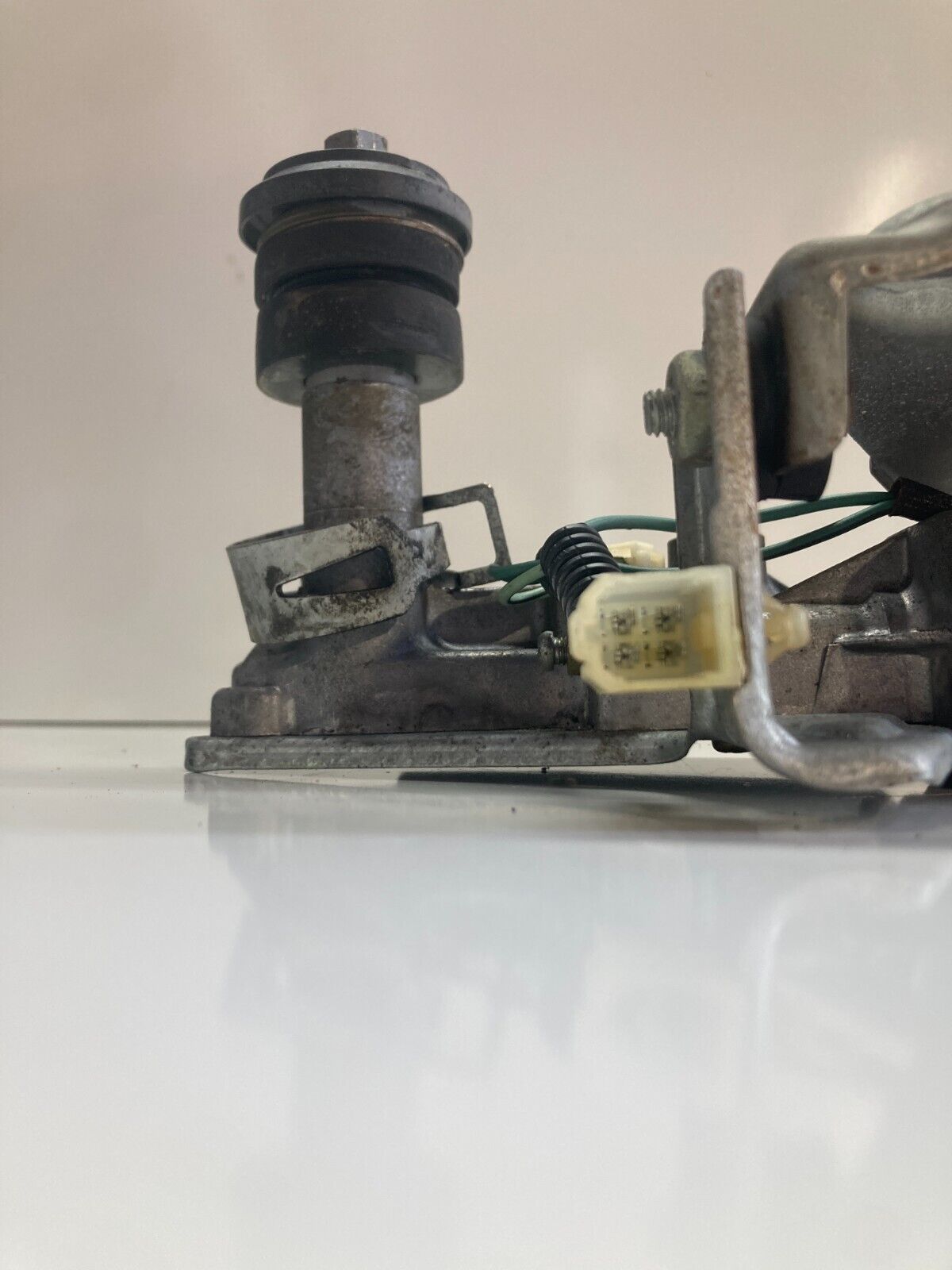 94 - 01 Acura Integra Rear Hatch Windshield wiper Motor OEM