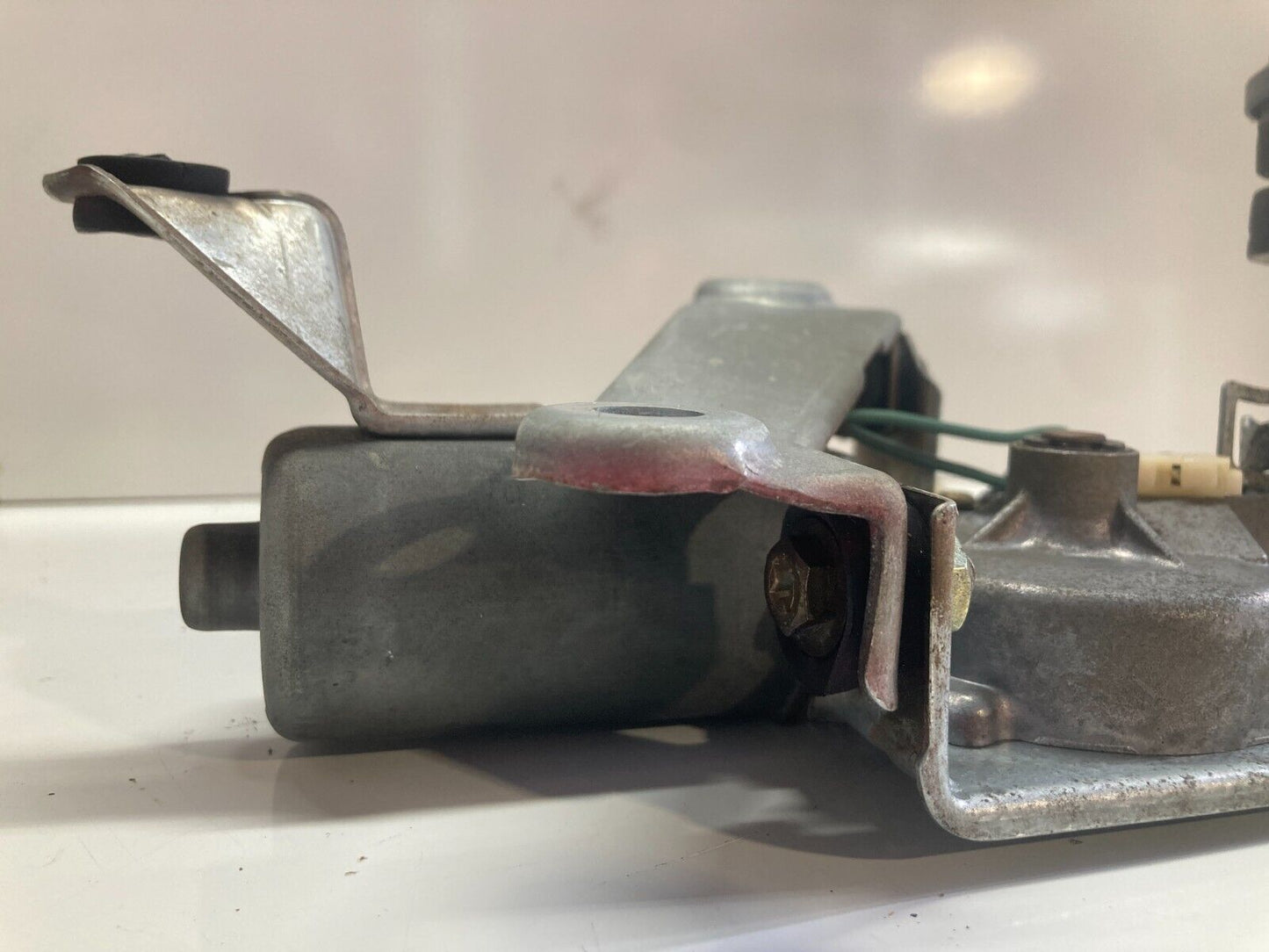 94 - 01 Acura Integra Rear Hatch Windshield wiper Motor OEM