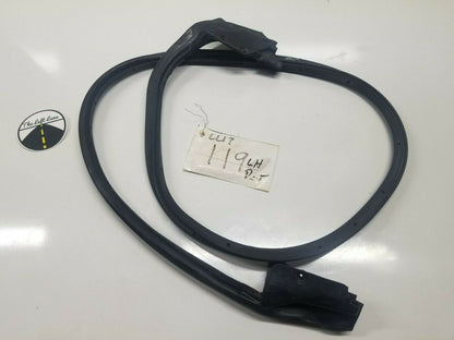 94-01 Acura Integra LH Rear Door Passenger Lower Weather Stripping